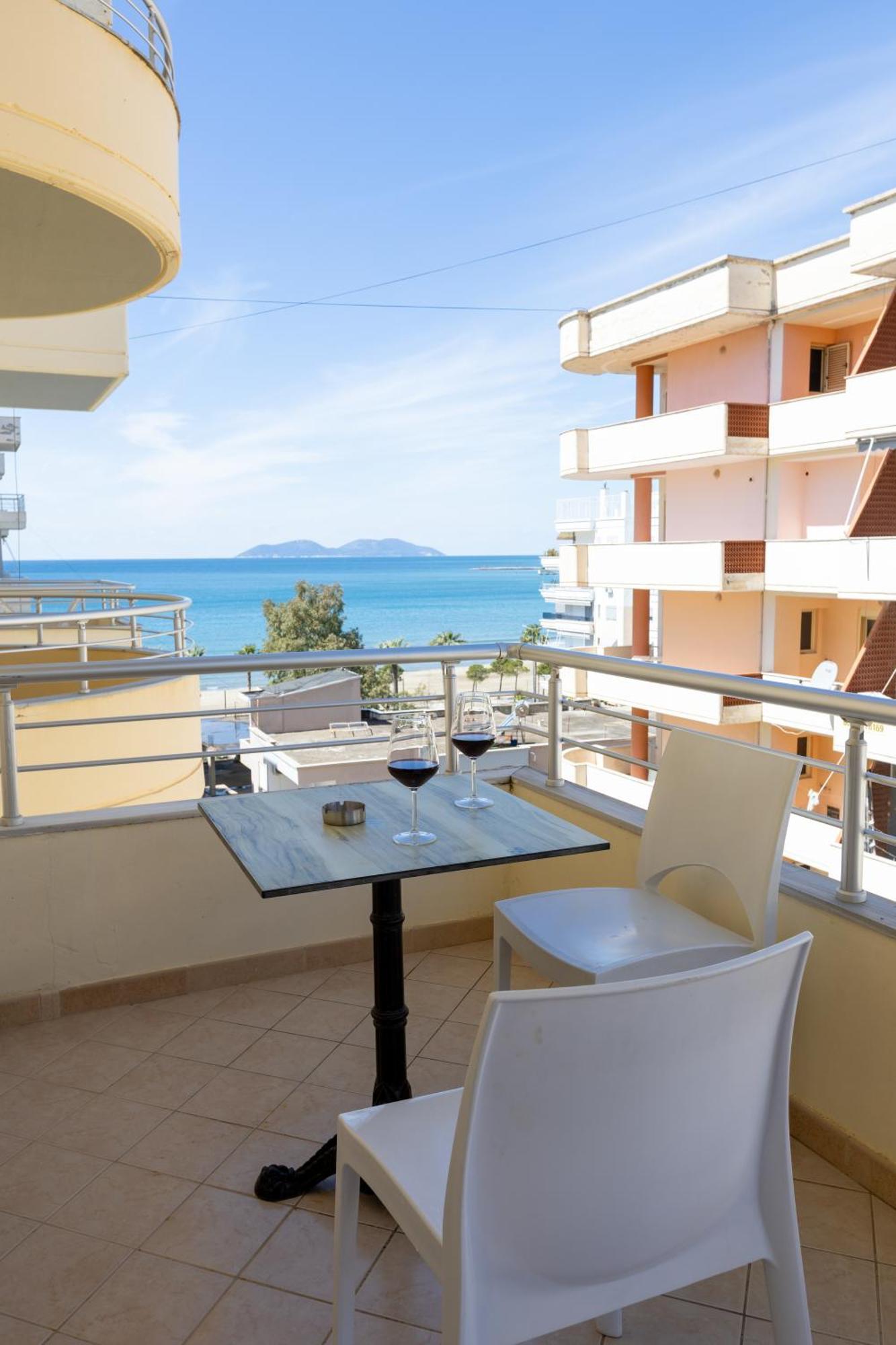 Da Vinci Apartment Vlorë Eksteriør bilde